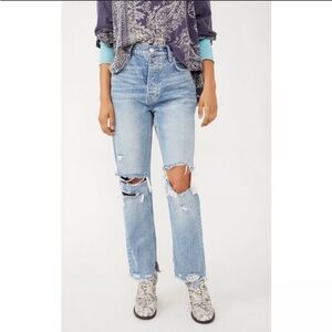 Free People x We the Free Distressed Tapered Baggy Boyfriend Jeans Maggie 29